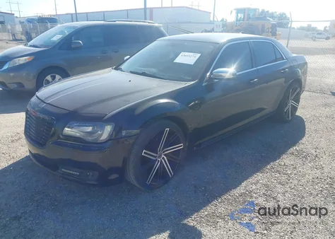 2013 Chrysler 300 Motown из США, поврежденный, VIN 2C3CCAAGXDH627400